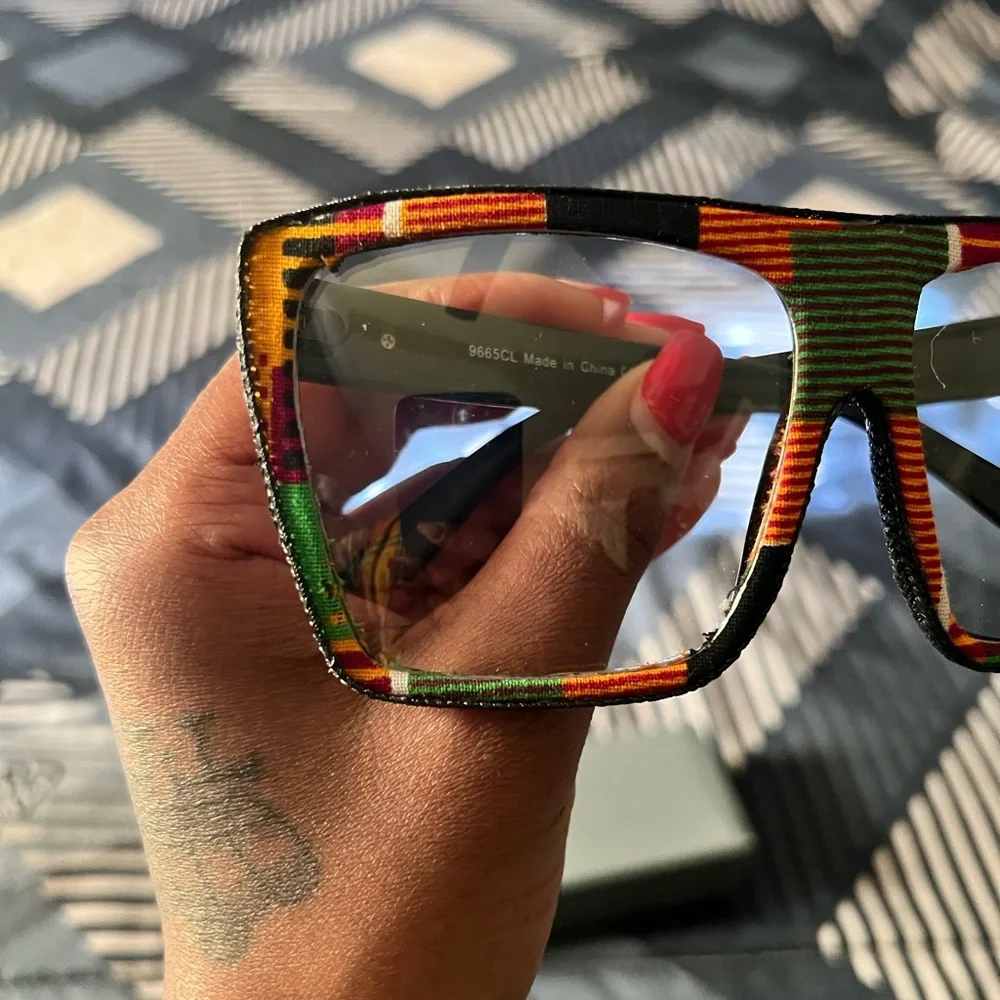 Kente cloth fashion glasses - Picture 2 of 5